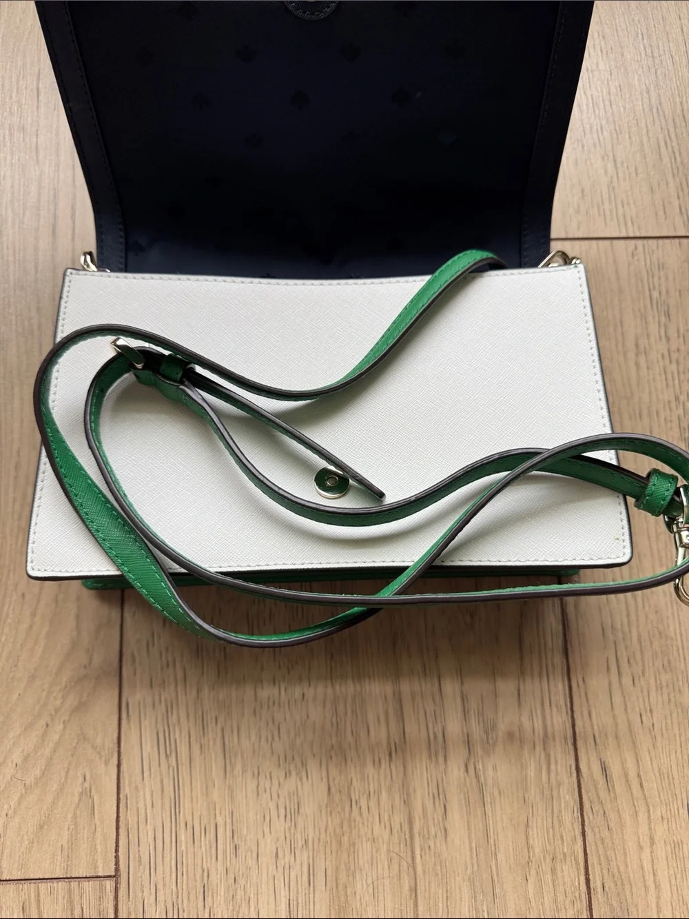 Kate Spade Navy Blue White Green Crossbody Purse Bag Silver Hardware Chain